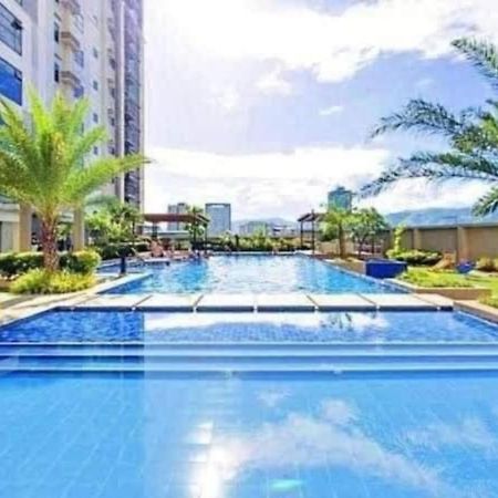 Horizon 101 A12 Shortwalk To Mango Avenue & Robinson Mall Cebu Eksteriør billede