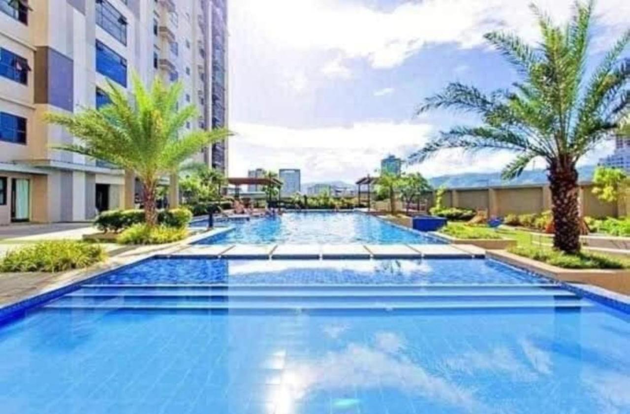 Horizon 101 A12 Shortwalk To Mango Avenue & Robinson Mall Cebu Eksteriør billede